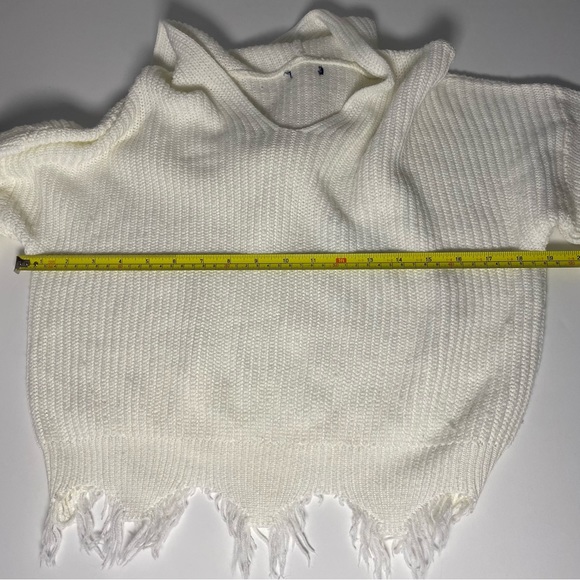 Women’s white long sleeve winter top with Hoodie Size M/L - Picture 7 of 10